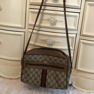 100% Authentic Vintage Gucci Ophidia bag